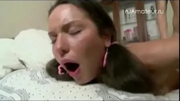 Film seks anal pertama kali remaja rusia